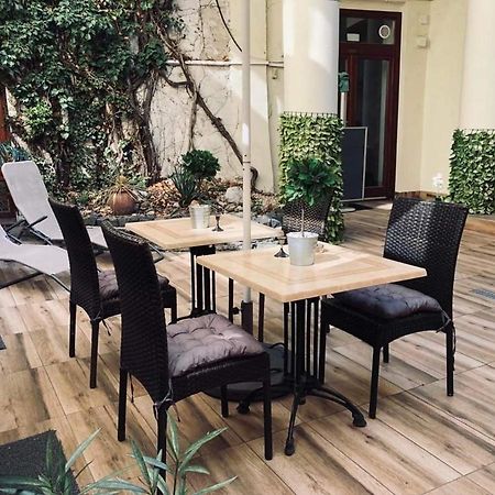 מלון אסטרגום Atrium Panzio מראה חיצוני תמונה